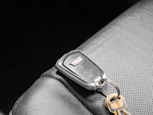 Used 2016 Cadillac Escalade Premium RWD image 27