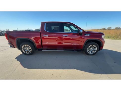 Certified 2024 GMC Sierra 1500 Denali image 11