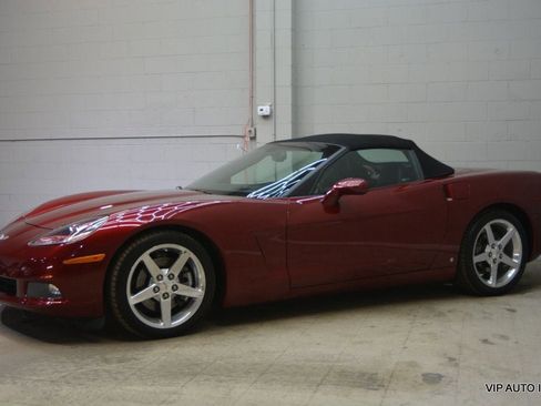 Used 2006 Chevrolet Corvette Convertible w/ Preferred Equipment Group image 26