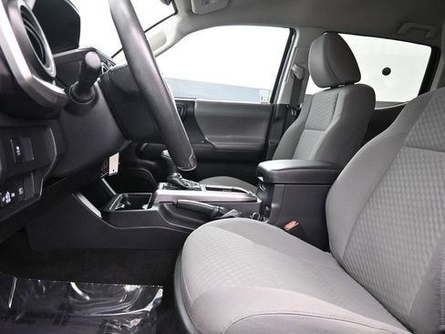 Used 2022 Toyota Tacoma SR5 image 16