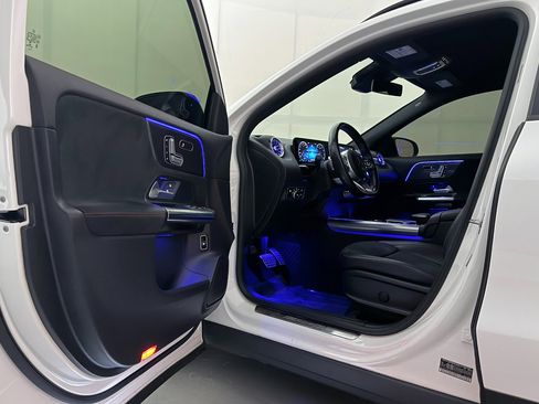 Used 2021 Mercedes-Benz GLA 35 AMG AMG GLA35 image 30