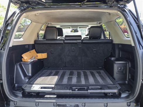 Used 2016 Toyota 4Runner Trail AWD/4WD image 31