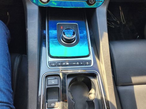 Used 2018 Jaguar F-PACE Premium AWD/4WD image 35