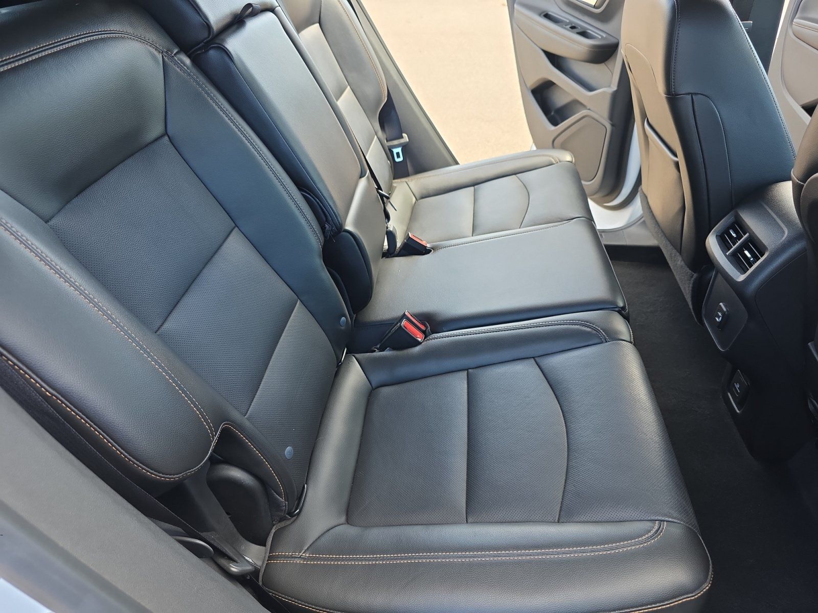 Used 2021 GMC Terrain SLT FWD image 18