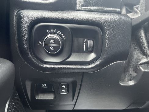 Used 2021 RAM 1500 Lone Star RWD image 28
