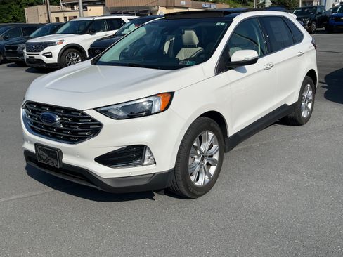 Certified 2023 Ford Edge Titanium w/ Class II Trailer Tow Package AWD/4WD image 21