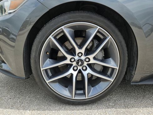 Used 2015 Ford Mustang GT Premium w/ Equipment Group 401A RWD image 30