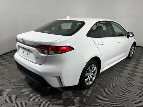 Used 2024 Toyota Corolla LE image 6