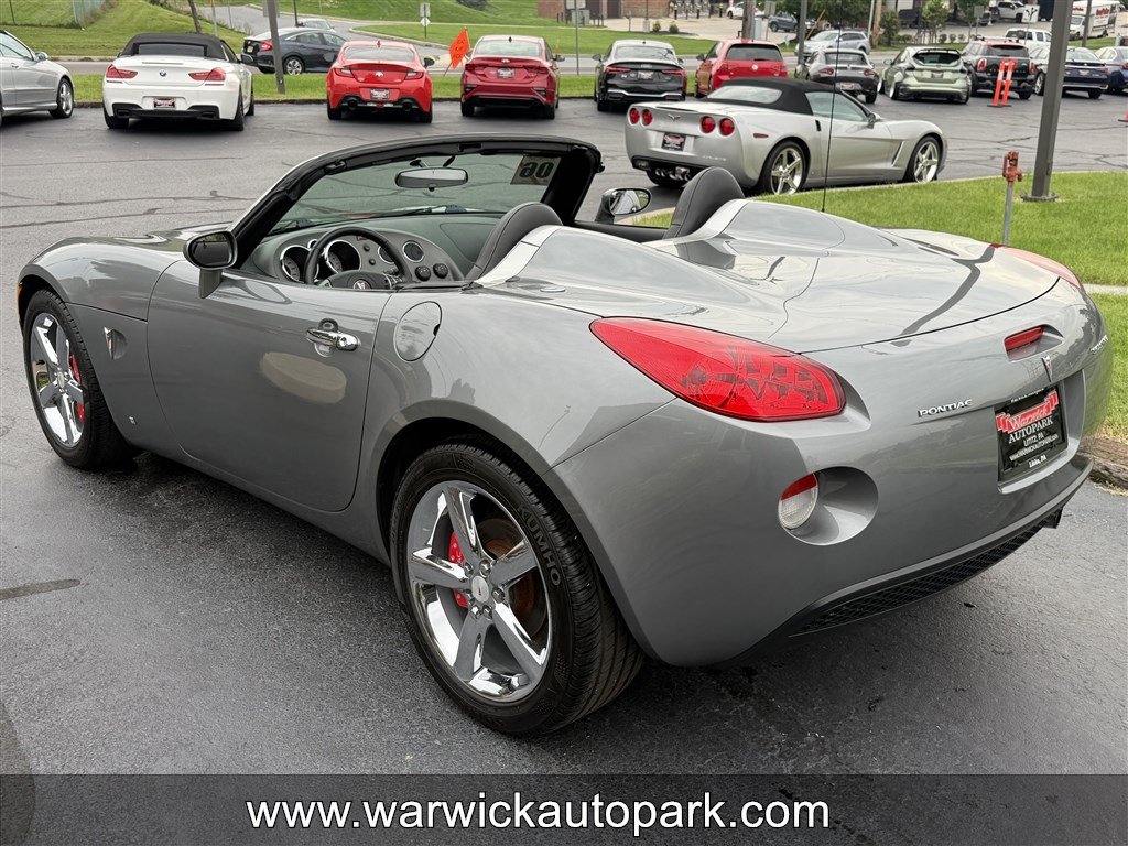 Used 2006 Pontiac Solstice Convertible w/ Premium Package RWD image 12
