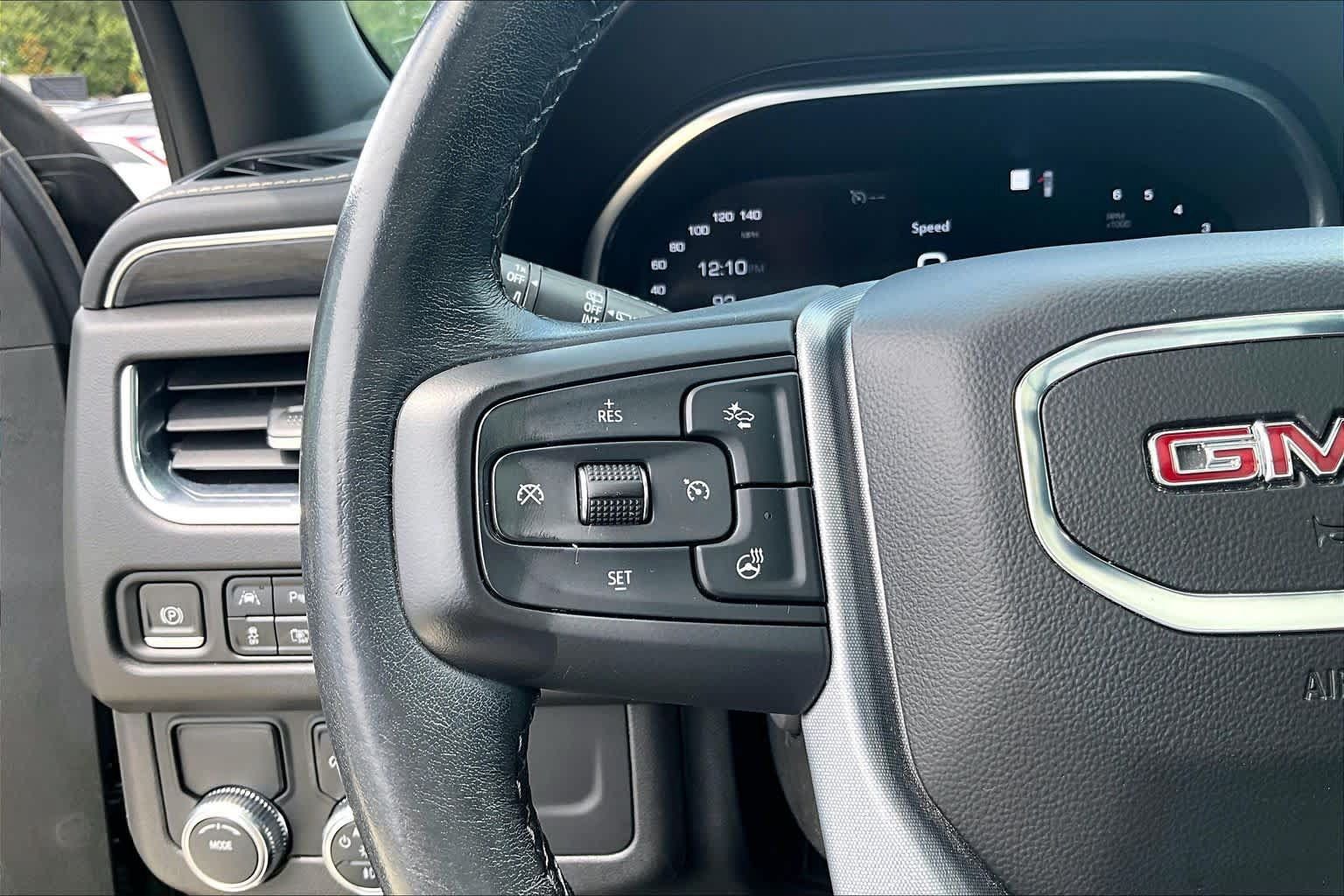 Used 2022 GMC Yukon SLT w/ SLT Premium Package RWD image 23