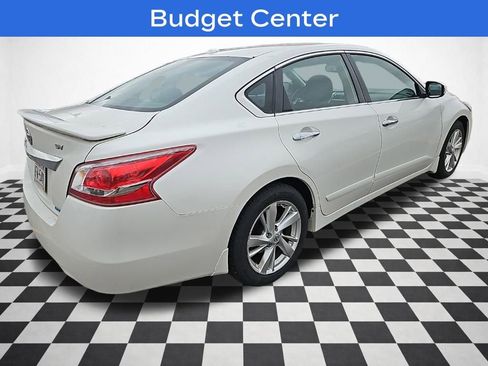 Used 2013 Nissan Altima 2.5 SV w/ 2.5SV Convenience Pkg image 4
