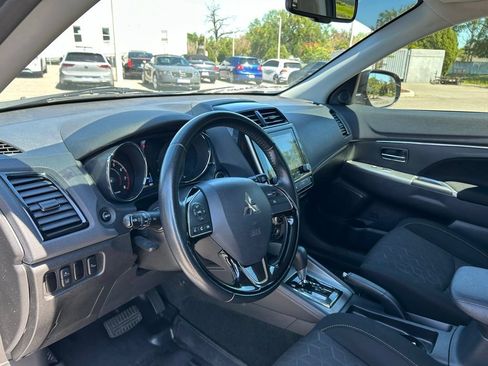Used 2021 Mitsubishi Outlander Sport SE AWD/4WD image 16
