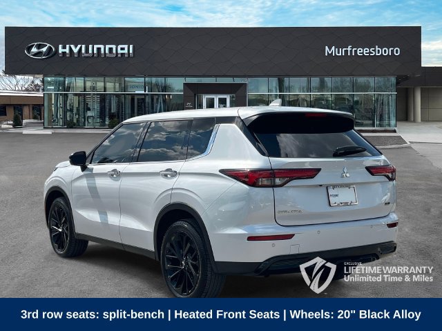 Used 2024 Mitsubishi Outlander SE Black Edition AWD/4WD image 8