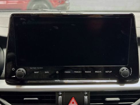 Used 2024 Kia Forte GT-Line w/ GT-Line Premium Package image 12