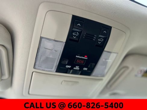 Used 2021 Lexus GX 460 Luxury w/ Accessory Package AWD/4WD image 27