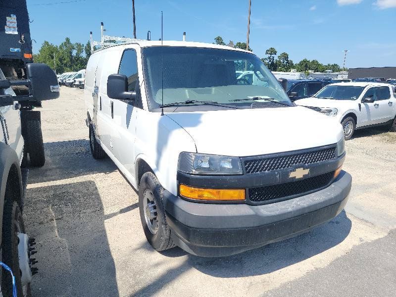 Used 2021 Chevrolet Express 2500 w/ Communications Package RWD image 2