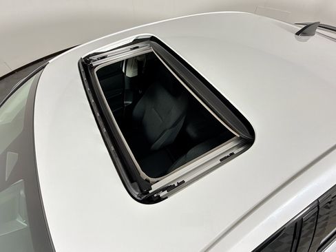 Used 2025 Honda Accord SE image 13