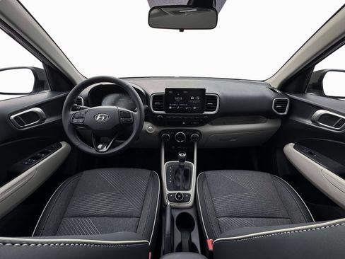New 2026 Hyundai Venue SEL FWD image 13