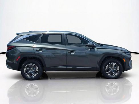 New 2026 Hyundai Tucson Blue SE AWD/4WD image 4