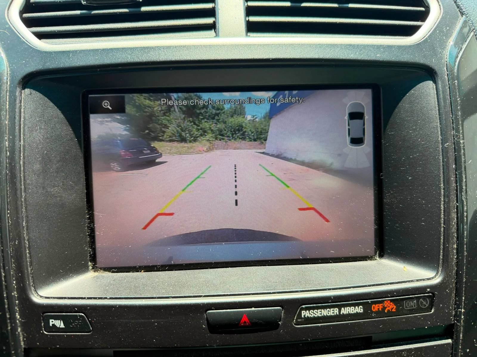 Used 2016 Ford Explorer XLT w/ Equipment Group 202A FWD image 13