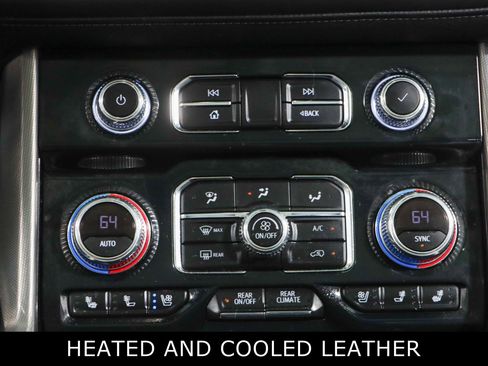 Used 2023 GMC Yukon XL Denali AWD/4WD image 21