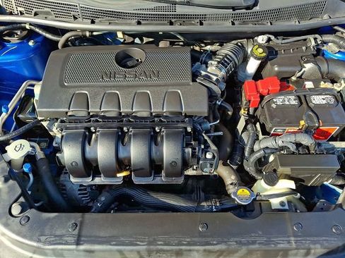 Used 2015 Nissan Sentra SR w/ SR Premium Package FWD image 29