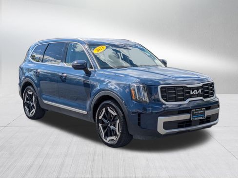 Used 2023 Kia Telluride S AWD/4WD image 8