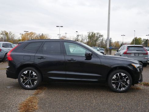 New 2026 Volvo XC60 B5 Plus w/ Climate Package image 2