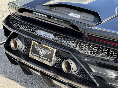 Used 2020 Lamborghini Huracan EVO image 8
