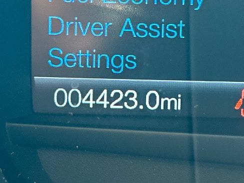 Used 2024 Ford Edge Titanium AWD/4WD image 18