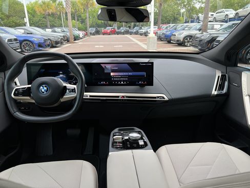 Used 2024 BMW iX xDrive50 w/ Convenience Package AWD/4WD image 29