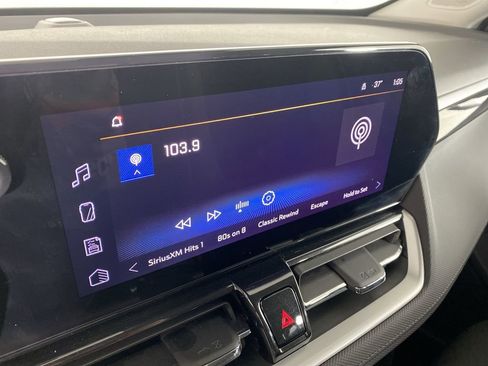 Used 2025 Chevrolet TrailBlazer LT w/ Convenience Package image 16