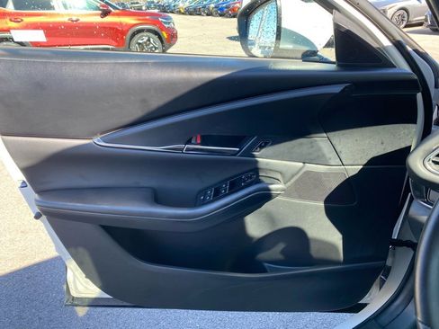 Used 2025 MAZDA CX-30 AWD 2.5 S w/ Preferred Package image 19