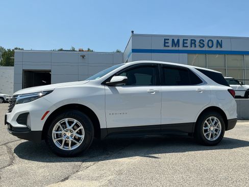 Certified 2022 Chevrolet Equinox LT AWD/4WD image 1