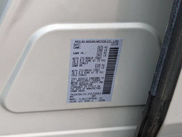 Used 2025 Nissan Pathfinder SV AWD/4WD image 41