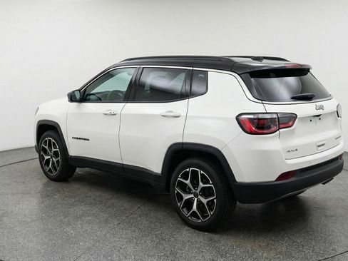 Used 2025 Jeep Compass Limited image 6