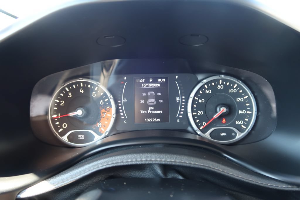 Used 2017 Jeep Renegade Sport w/ Power & Air Group FWD image 13