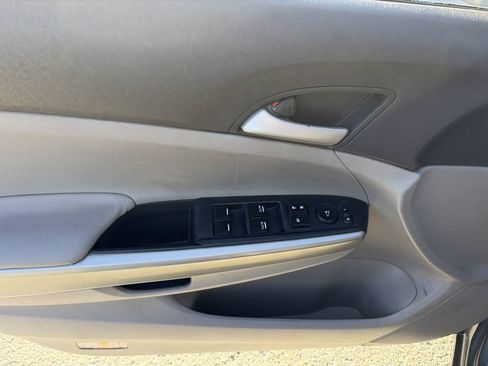 Used 2010 Honda Accord EX image 7
