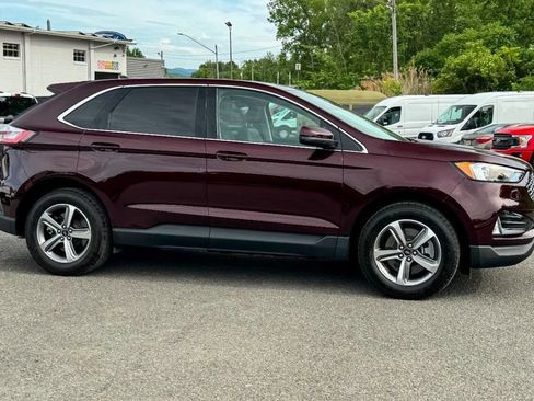 Used 2024 Ford Edge SEL w/ Convenience Package AWD/4WD image 2