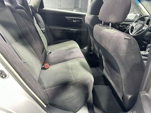Used 2013 Nissan Altima 2.5 S FWD image 31