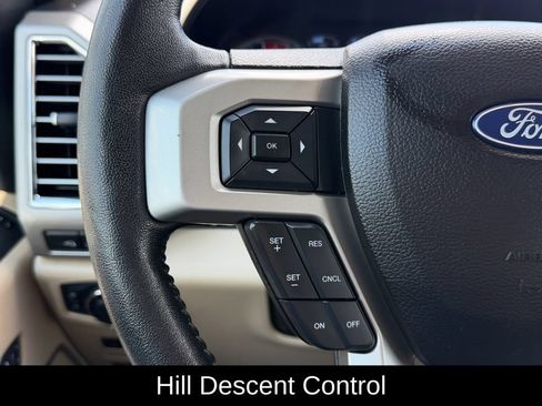 Used 2017 Ford F250 Lariat w/ Lariat Ultimate Package AWD/4WD image 16