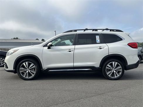 Used 2019 Subaru Ascent Limited image 23