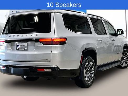 Used 2024 Jeep Wagoneer L Series II w/ Flexible Seating Group AWD/4WD image 8