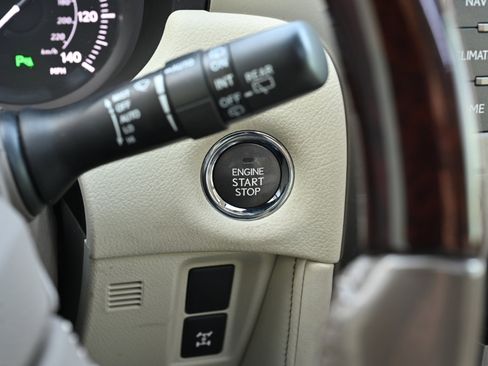 Used 2017 Lexus GX 460 Premium w/ Premium Package AWD/4WD image 25