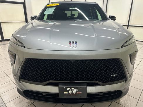 Certified 2025 Buick Enclave Sport Touring image 12