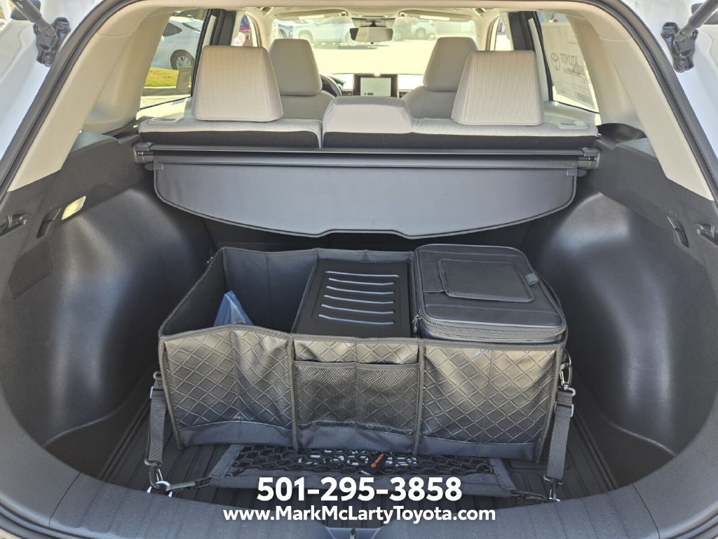 New 2026 Toyota Corolla Cross LE w/ Moonroof Package FWD image 14