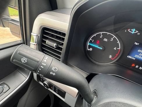 Used 2025 Ford F250 XLT AWD/4WD image 25