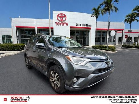 Used 2018 Toyota RAV4 XLE FWD image 1