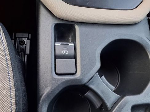 Certified 2025 Subaru Forester AWD/4WD image 16