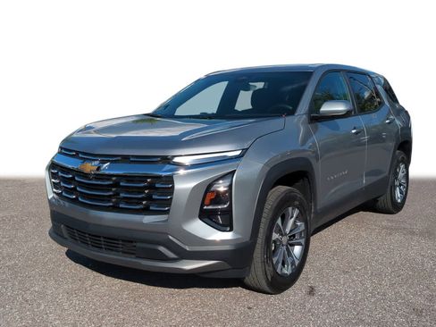 Used 2026 Chevrolet Equinox LT FWD image 1